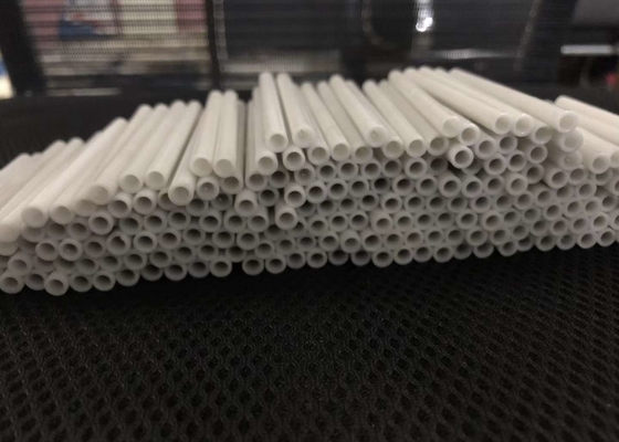AIN Ceramic Tube With Chemical-Widerstand u. Druckfestigkeit von 1000-1500MPa