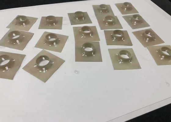 Graue Keramikteile aus Aluminantritid mit Biegefestigkeit ≥ 330 MPa