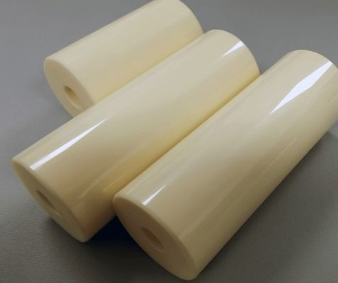 Al2O3 Keramische Dielektrikkonstante 9.6 für eine höhere Leistung in Aluminium-Oxid-Keramik