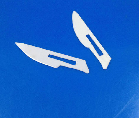 Hoher Reinheitsgrad-Abnutzungs-korrosionsbeständiges Grat-Zirkoniumdioxid-Zirkoniumdioxid-keramisches Blatt-Messer