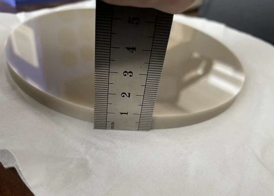 Druckfestigkeit 1000-1500MPa Aluminiumnitrid Keramik mit HV1500 Härte für dicke Folie